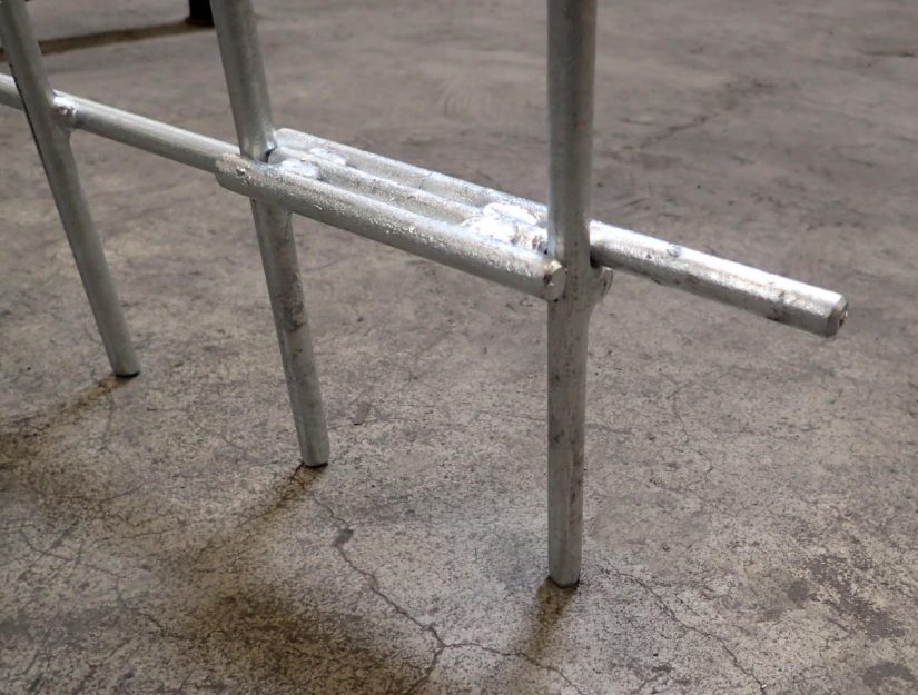 Unterer Türanschlag Hundezaun | Gartenzaun