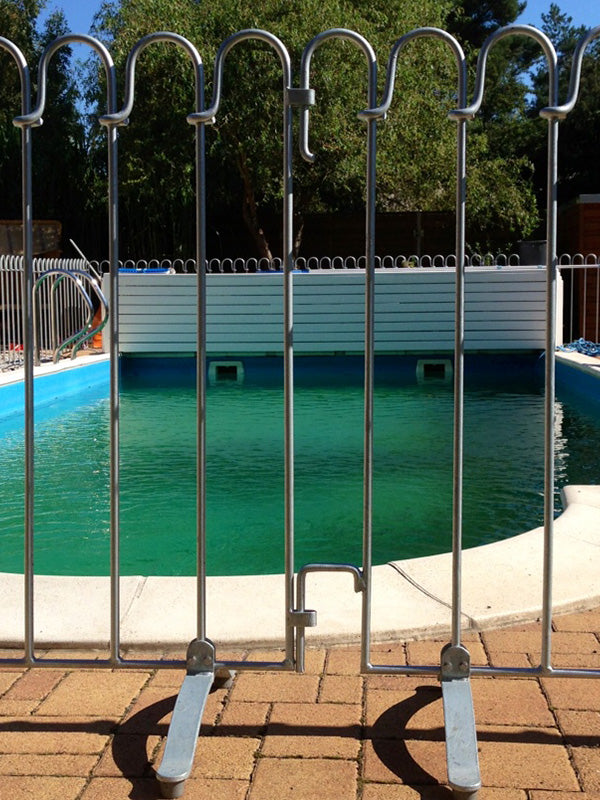 Höhenverstellbarer Standfuß poolfix